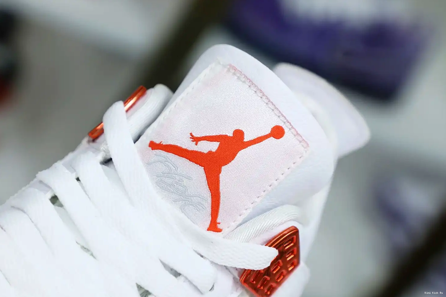 4 Air metallic Jordan Jordan Kimikick retro“orange 0726